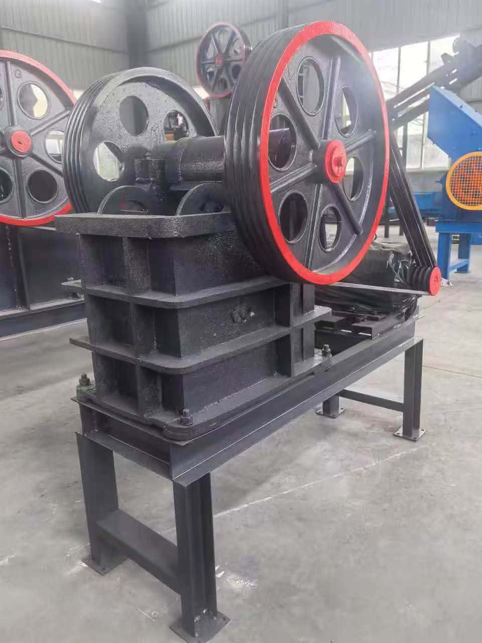 Stone crusher machine